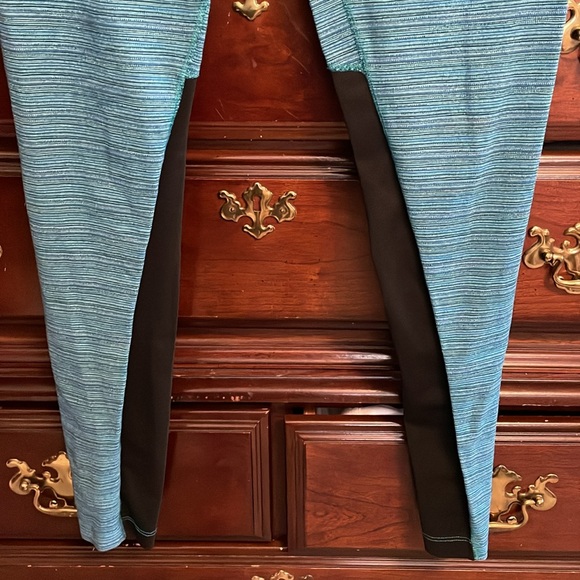 Women’s Nike Dri-Fit Leggings - Picture 4 of 4